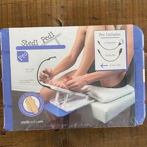 Stedi Pedi Pedicure Station from Sharper Image for Painted Nails NEW